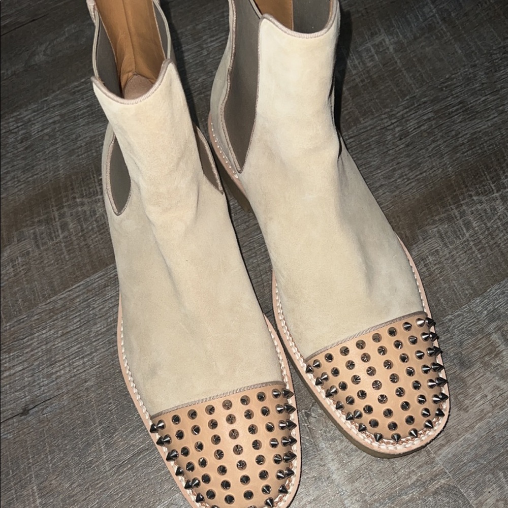 Christian Louboutin suede 43.5